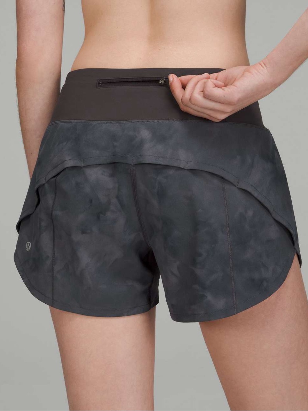 Lululemon speed up mid-rise lined shorts in grey/graphite diamond dye pattern